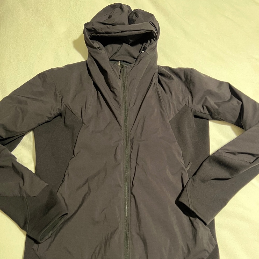 Arcteryx Veilance Mionn IS Comp Hoody - Medium - Black